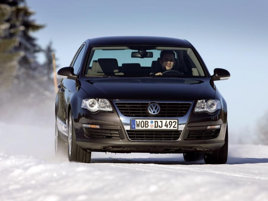  Volkswagen Passat V6 FSI 4Motion 2006 года  (фото 8 из 22)
